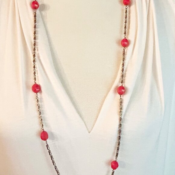 J Crew Gold-Tone Necklace w Tube Shaped Beads and Red Faceted Beads - Picture 1 of 6